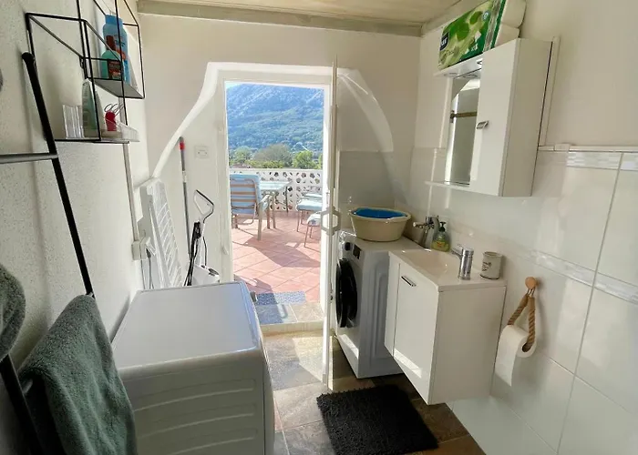 House Baska Hill * Jurandvor