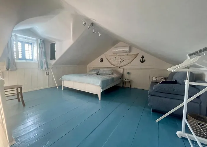 Vikendica House Baska Hill