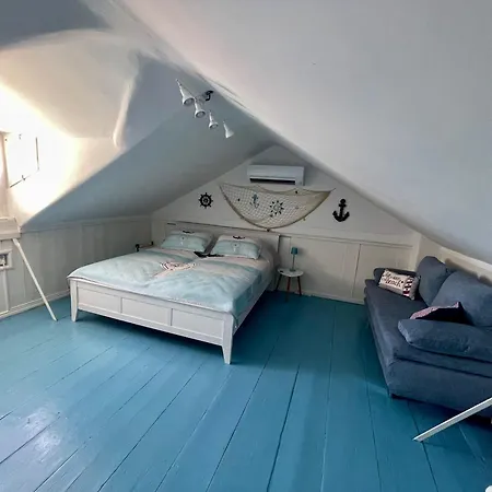 Dom wakacyjny House Baska Hill *