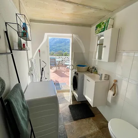 House Baska Hill * Jurandvor